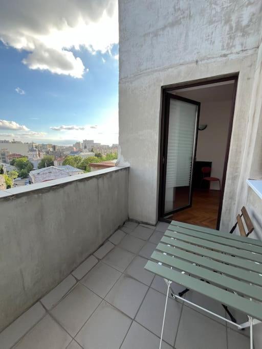 Downtown Unirii Square Private Economy Rooms With Shared Amenities Bucarest Exterior foto
